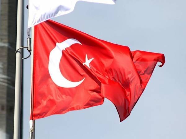 Турция расширила список требований для продления ВНЖ