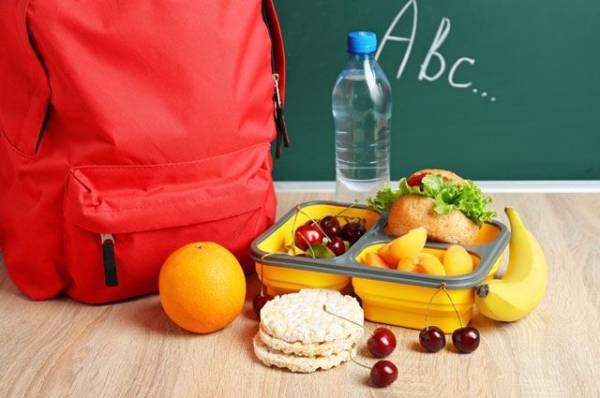 Какую еду лучше давать ребенку с собой в школу?
