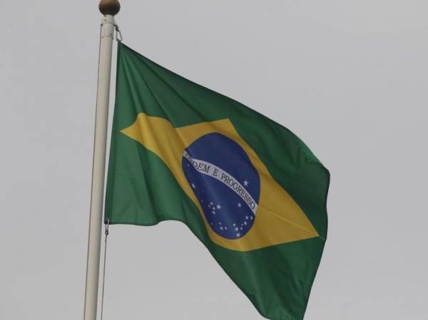СМИ: Бразилия отвергла призывы Запада поставить Украине боеприпасы