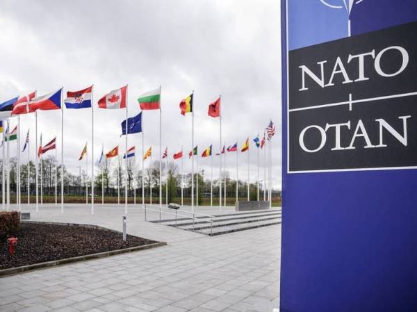 "Мы так не договаривались": в Киеве возмутились коварством НАТО