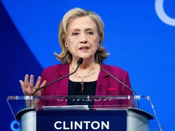 Хиллари Клинтон хамским поведением спровоцировала скандал на ТВ