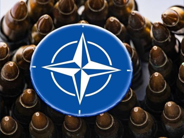 Американский генерал заявил, что страны НАТО не воюют с Россией