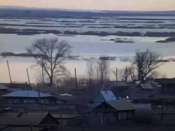 Казахстан ответил на обвинения в "затоплении" России через Тобол