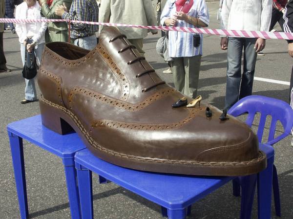 В Россию хлынула "серая" обувь из Европы: "Сэкономить сложно"