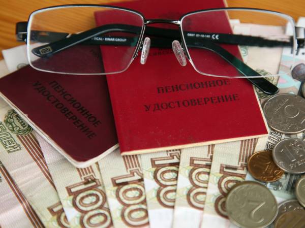 Кому повысят пенсии с 1 мая: названы 5 категорий пожилых россиян