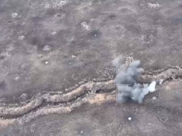 Блиндажи с украинскими солдатами уничтожены FPV-дронами